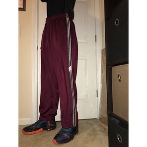 Men’s Burgundy Sweatpants